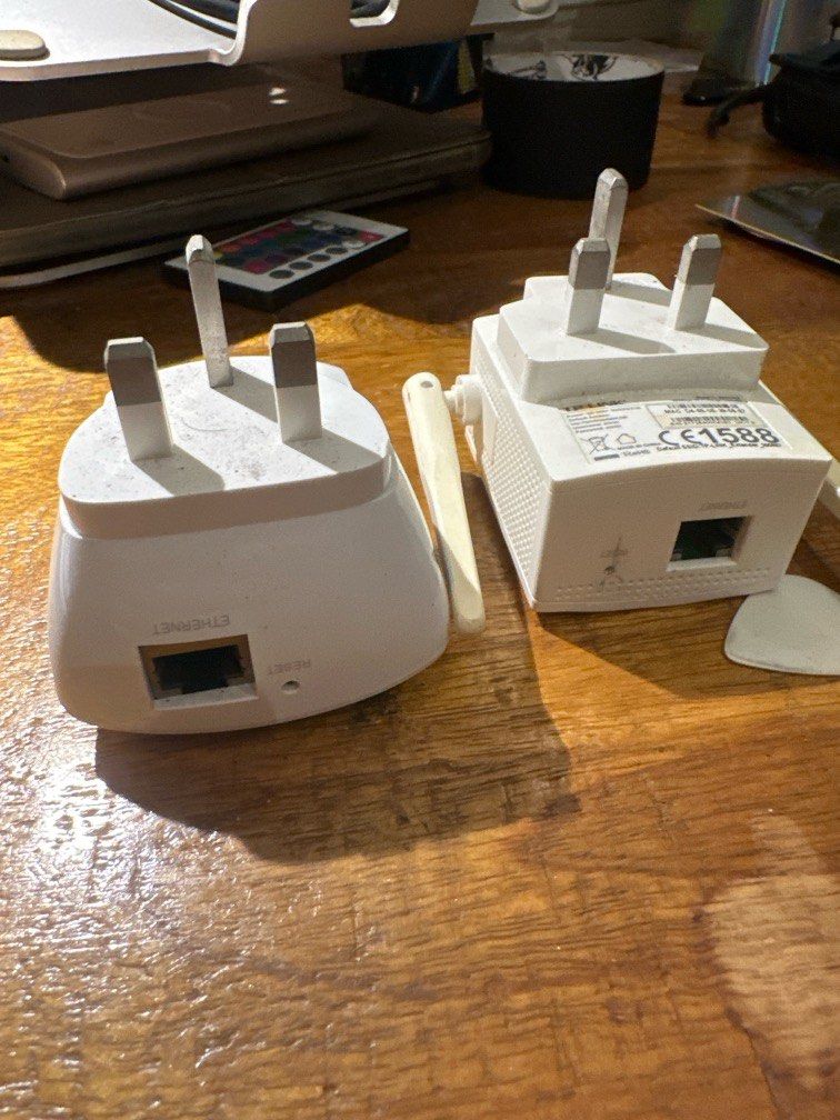 2x Wifi Extender TP LINK62863084904577112