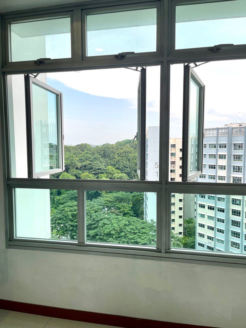 3I 生日快乐 店内高楼层，绿意盎然，安静平和62863074356610113