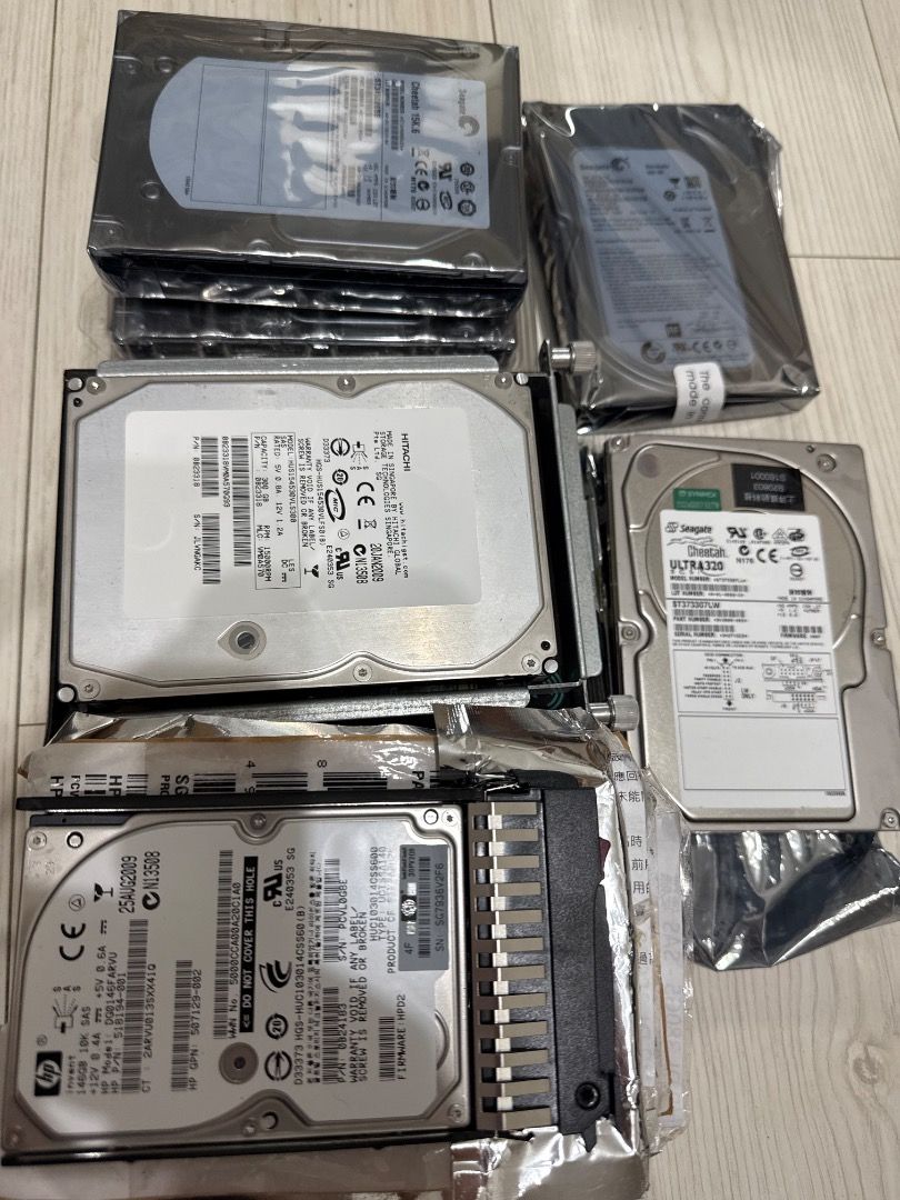 由 rickweb37 (刊登 ID 1376042233，圖片 1) 提交，位於 台北市 (Taipei) 的 全新二手備品拍賣 (類別：硬碟及儲存裝置)，說明：每顆150-下單時先確認需要哪個，數量有限 備品拍賣 SATA,SAS 146G-SAS,300G-SAS,450G-SAS, 73G-SCSI , 500G-SATA。