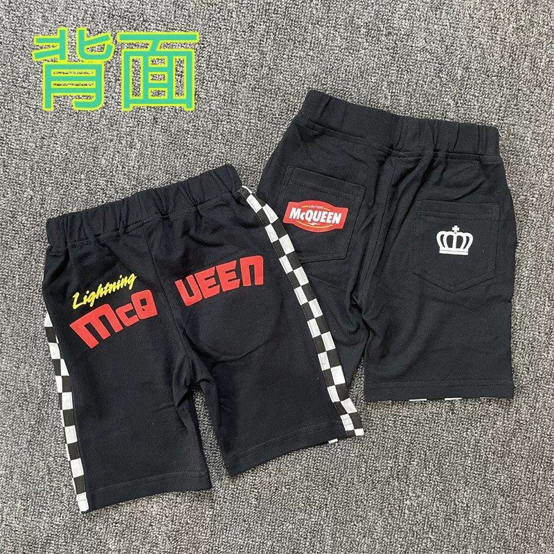 由 yuann_2024 (刊登 ID 1376023145，圖片 2) 提交，位於 台南市 (Tainan) 的 麥坤 夏季純棉短褲 (類別：嬰兒及兒童流行時尚)，說明：尺寸：90 兩款腰圍約42 長度有差異 請參考～ 側邊格子款長度31左右 下擺格子款長度約27左右。