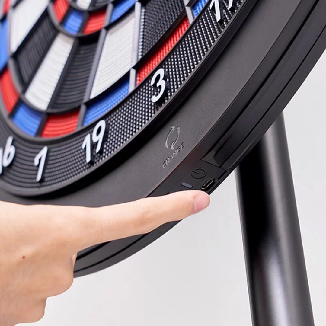 全新行貨** Dartlive Home 電子藍芽飛鏢靶香港行貨Dartslive 保養全港最多貨, 興趣及遊戲, 玩具& 遊戲類- Carousell