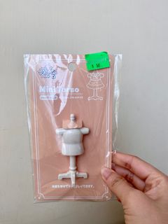 （分類：）位於 。 由 v_decluttering 提交（商品編號 1376131141，圖片 1）。簡介： 。