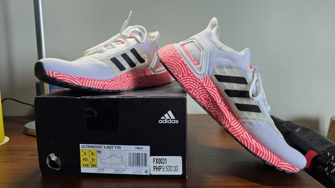 Adidas tokyo edition (size US 9 Men) (Category: Casual Shoes) located in San Juan City. Submitted by mcchu888 (Listing ID 1376061898, Image 1). Description: barely worn adidas tokyo edition ultraboost 👟 perfect for walking and travelling 💖casual wear! pm for query.