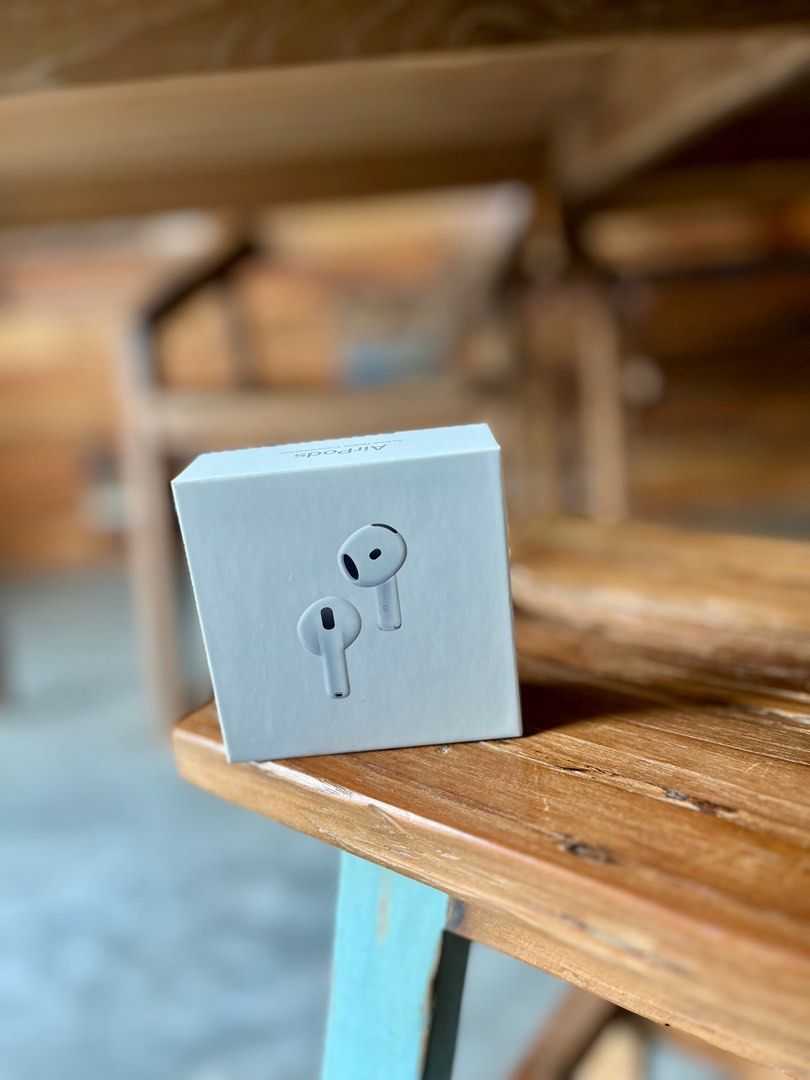 AirPods 4 with Active Noise Cancellation (Category: Earphones) located in Singapore. Submitted by grace75 (Listing ID 1376075443, Image 1). Description: Brand New ✨✨ Good Deal AirPods 4 with Active Noise Cancellation.