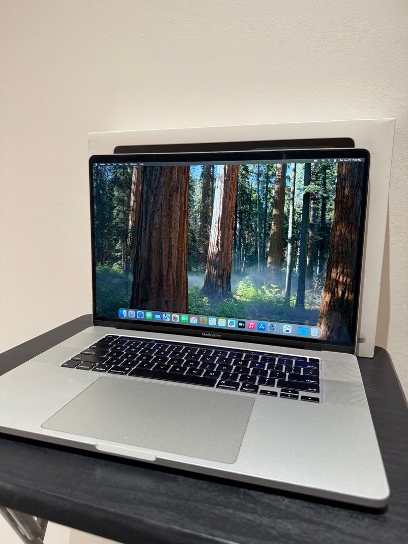 Apple MacBook Pro 16 inch 2019 i9 32GB 1TB62863110651138117