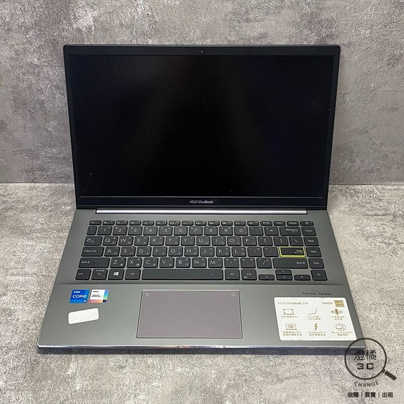 由 change12336 (刊登 ID 1376212034，圖片 1) 提交，位於 台北市 (Taipei) 的 ASUS VIVOBOOK S433E I5-1135G7/16G/512G 黑《二手 無盒 歡迎折抵》A77167 (類別：桌上電腦或筆記型電腦)，說明：ASUS VIVOBOOK S433E I5-1135G7/16G/512G 黑 店保7天 功能正常，電池62%/WIN11，上蓋一個凹 85%新，機身殼有一處較明顯之顆傷或掉漆，或兩處以上小顆傷或小掉漆，請參閱賣場圖片 單機+充電器 本賣場商品因於店家同步銷售流通快，請於下標前先詢問是否有貨。 ( 下標後如需自取請參閱關於我中的店家資訊。) 下標後請於 3 天內完成交易，並將您的收件資料填寫於買賣留言板中。 ( 請留收件人姓名、地址、電話。) 賣場交易方式 : 到店自取、超商取貨付款、信用卡(店家使用)、輕鬆付(黑貓宅配)。 購買前如有任何問題請多利用問與答或賣場即時通，若我們未回覆您的問題，表示不同意或未讀您的發問