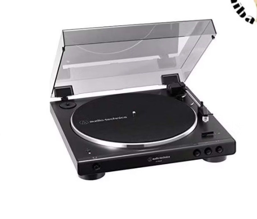 Audio-Technica AT-LP60X (Category: Other Audio Equipment) located in Singapore. Submitted by julu111 (Listing ID 1376076983, Image 1). Description: Show flat accessories. Used once or twice. No box, just the music player only. Keen buyers must bring their own cable wires to connect the device to ensure working condition before purchasing. The player is not Bluetooth compatible and doesn’t have any audio input wires or power adapter cables include