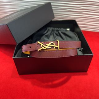 (Category: ) located in . Submitted by luxurycloset.shop (Listing ID 1376218463, Image 1). Description: .