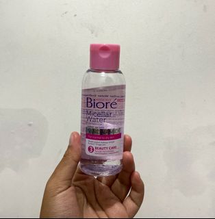 (Kategori: ) berada di . Dikirim oleh boluketanhitam (ID iklan 1376182900, Gambar 1). Deskripsi: .