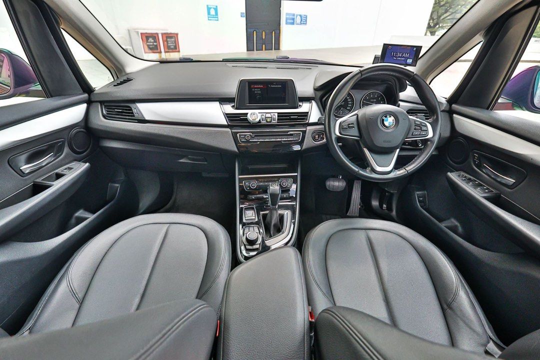 BMW 2 Series Gran Tourer 216i Luxury (A)62872684650882113