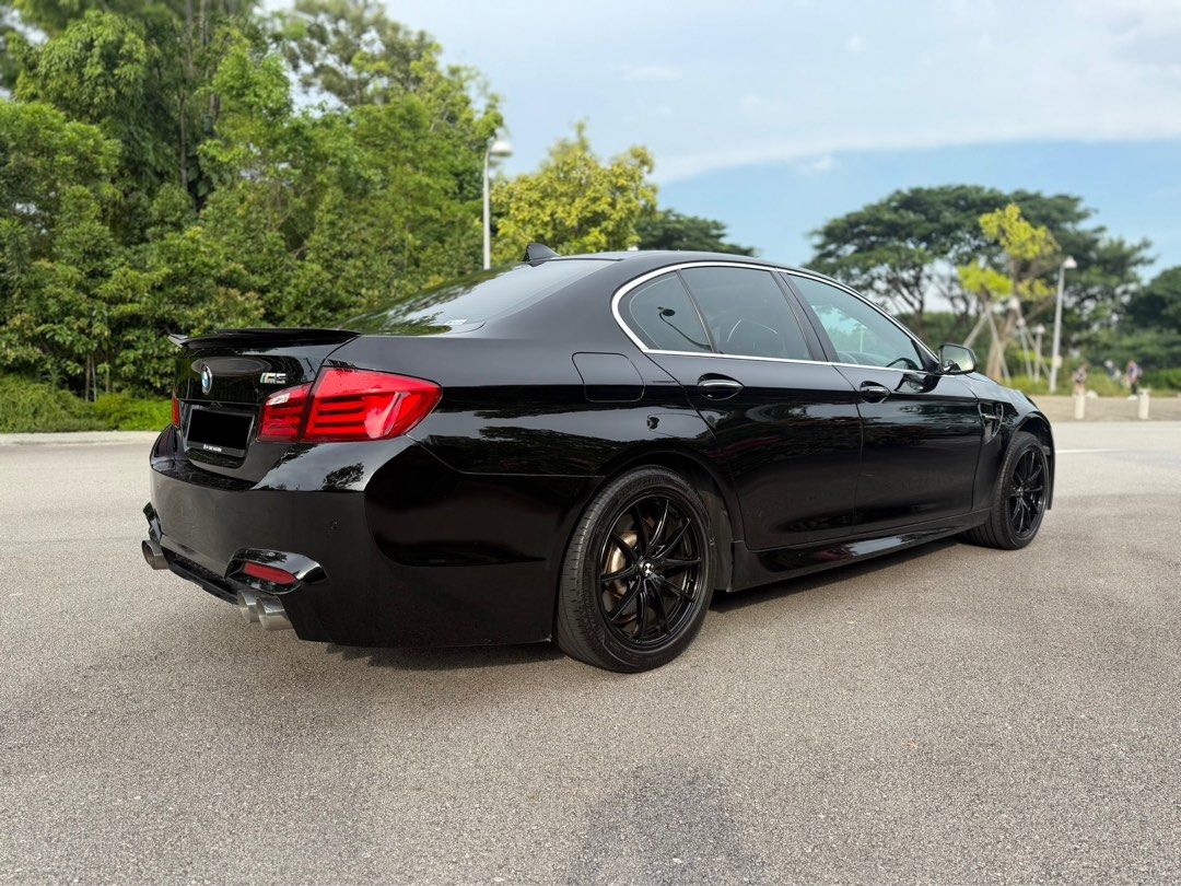 BMW 5 Series Sedan 523i 2.5 Executive Sunroof (A) (Category: Used Cars) located in Singapore. Submitted by toocool4sch (Listing ID 1376189648, Image 3). Description: New Arrival! BMW 523I Sunroof $0 Downpayment available ‼️ Monthly :$1,320 ⭐️ Star Dealer, 100% Positive Review. Highly Recommended. Trustable, Reliable & Efficient.⭐️ PM Me For The Best Deal. 🧑🏼‍🦱Zac📞: 8749 5321 Services We Provide 🏥: Premium Warranty By Sg Carz Galleria 🏢: Low