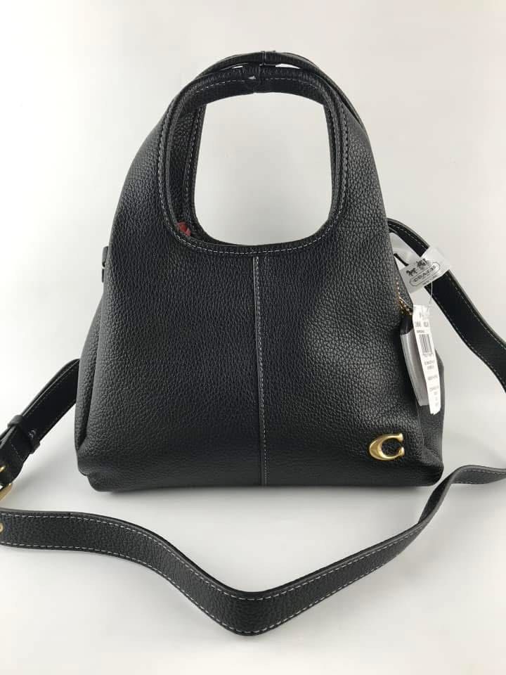 CCH LANA SHOULDER BAG BLACK (Category: Shoulder Bags) located in Manila. Submitted by Aki.s_Cart (Listing ID 1376041882, Image 3). Description: CCH Lana Shoulder Bag 22.5cm (L) x 31.5cm (H) x 13.5cm (W) P2,400.