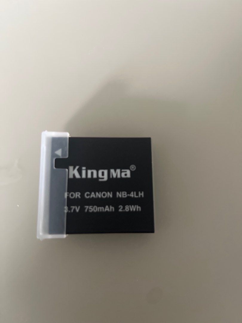 Charger and battery CN-NB4L62863835638402111