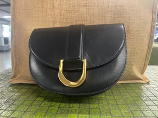 （分類：）位於 。 由 kongsing852 提交（商品編號 1376122175，圖片 1）。簡介： 。