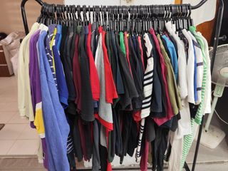 (Category: ) located in . Submitted by cheaidilstore (Listing ID 1376070818, Image 1). Description: .