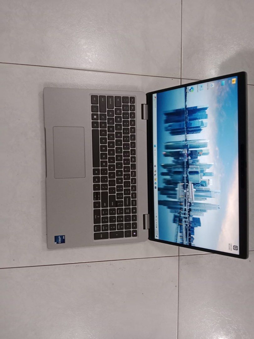 Dell Latitude 544062863085184514112
