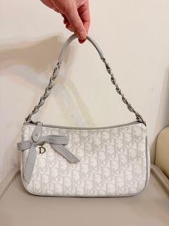 （分類：）位於 。 由 lyla.061 提交（商品編號 1376184315，圖片 1）。簡介： 。