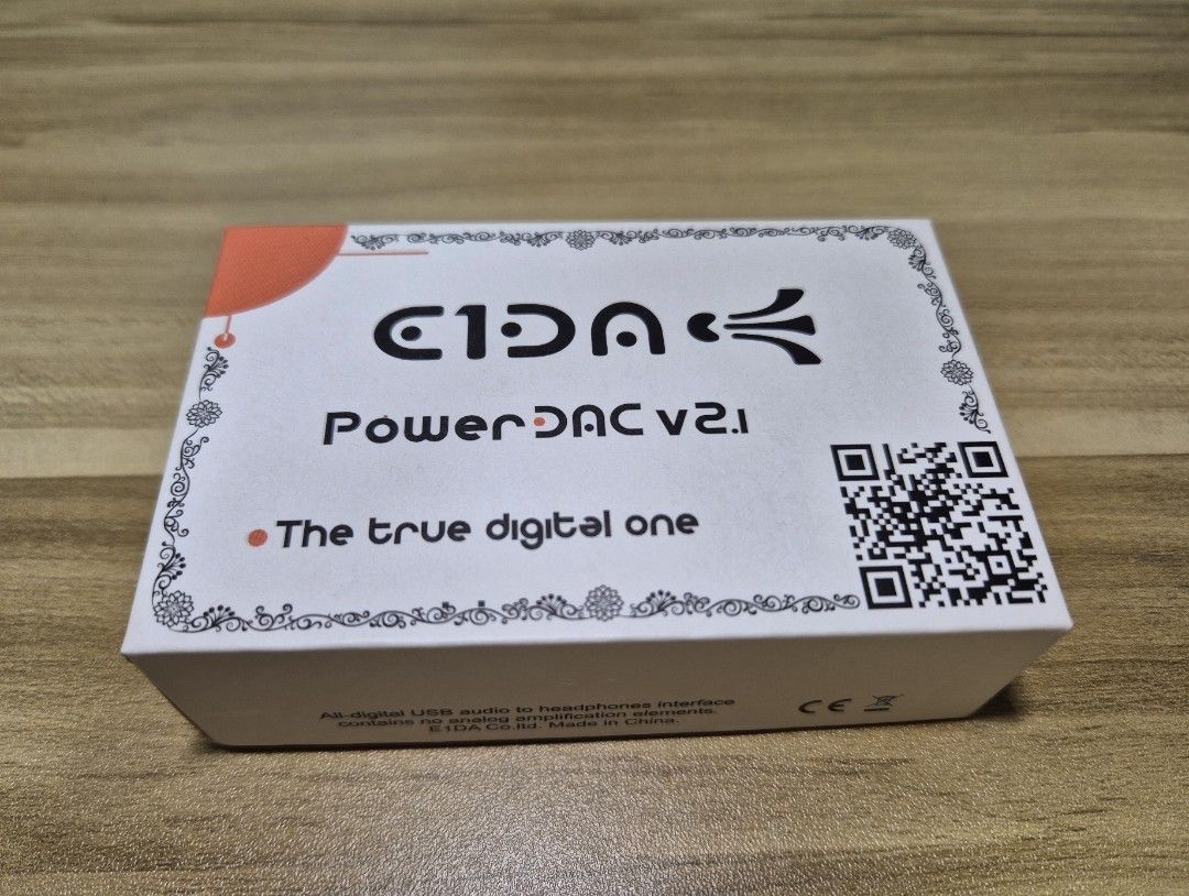 E1DA Power DAC v2.1 (Category: Portable Audio Accessories) located in Singapore. Submitted by tchun4321 (Listing ID 1376077411, Image 3). Description: This is powerful headphone DAC Amp that gives a pleasant sound. Able to perform frequency tuning via the HPToy app. It is in excellent condition..