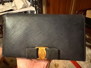 (Category: ) located in . Submitted by mary040990 (Listing ID 1376063163, Image 1). Description: .