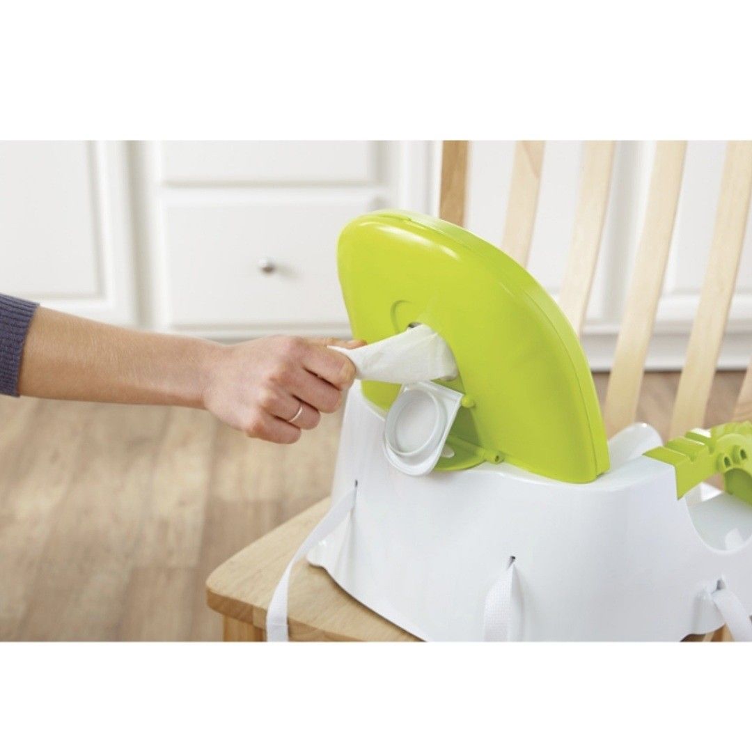 Fisher-Price Quick-Clean Portable Booster Seat (Category: Baby High Chairs) located in Singapore. Submitted by rambling_bambi (Listing ID 1376080804, Image 2). Description: comes as is, without straps or box. but tray is still available. no defects or major flaws. just some normal usage signs but not stained. self collect..