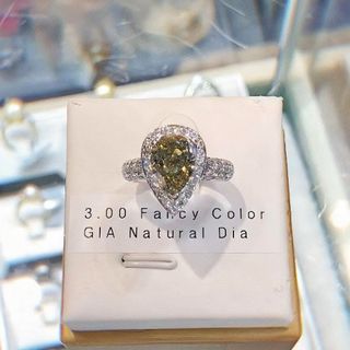 (Category: ) located in . Submitted by yanholuxury (Listing ID 1376058176, Image 1). Description: .