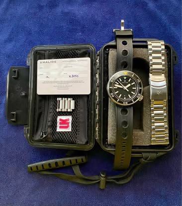 Halios Puck 47mm divers watch (Category: Men's Watches) located in Valenzuela. Submitted by philoris (Listing ID 1376110473, Image 2). Description: Hi guys, Selling like new Halios Puck 47mm, 1,000 meters, complete with box Rfs: consolidating Can trade w Oris big crown or 65 divers 40mm complete w box only 9/10 up rating 45,000 negotiable, no lowballer please.