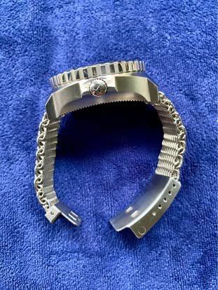 Helson Sharkmaster 45mm watch (Category: Men's Watches) located in Valenzuela. Submitted by philoris (Listing ID 1376112675, Image 3). Description: Hi guys, Selling like new Helson Sharkmaster 45mm divers, omega ploprof substitute, watch only Rfs: consolidating Can trade w Oris big crown or 65 divers 40mm complete w box only 9/10 up rating 45,000 cash, slightly negotiable, no lowballer please.