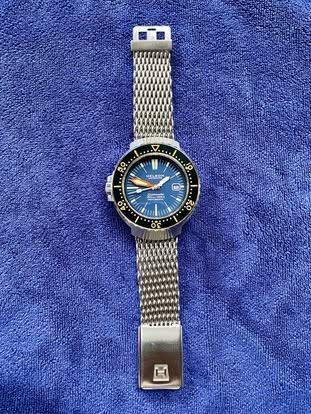 Helson Sharkmaster 45mm watch (Category: Men's Watches) located in Valenzuela. Submitted by philoris (Listing ID 1376112675, Image 2). Description: Hi guys, Selling like new Helson Sharkmaster 45mm divers, omega ploprof substitute, watch only Rfs: consolidating Can trade w Oris big crown or 65 divers 40mm complete w box only 9/10 up rating 45,000 cash, slightly negotiable, no lowballer please.