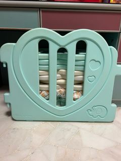(Category: ) located in . Submitted by mamaandme (Listing ID 1376061017, Image 1). Description: .
