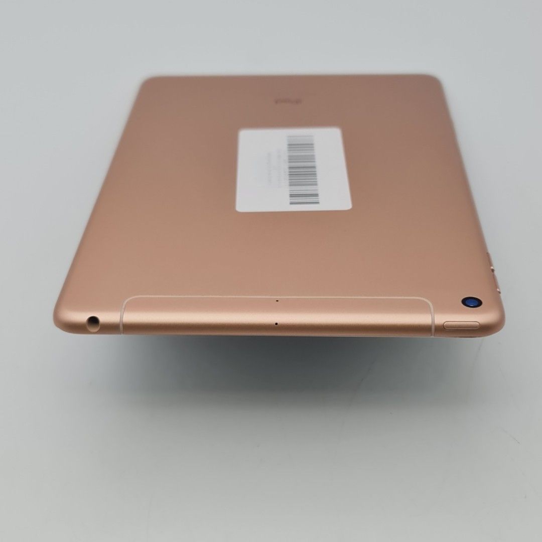 iPad Mini 5 7.9" WiFi + Cellular (2019) 64GB Gold (Category: iPad) located in Singapore. Submitted by carousellmobile (Listing ID 1376104811, Image 3). Description: .