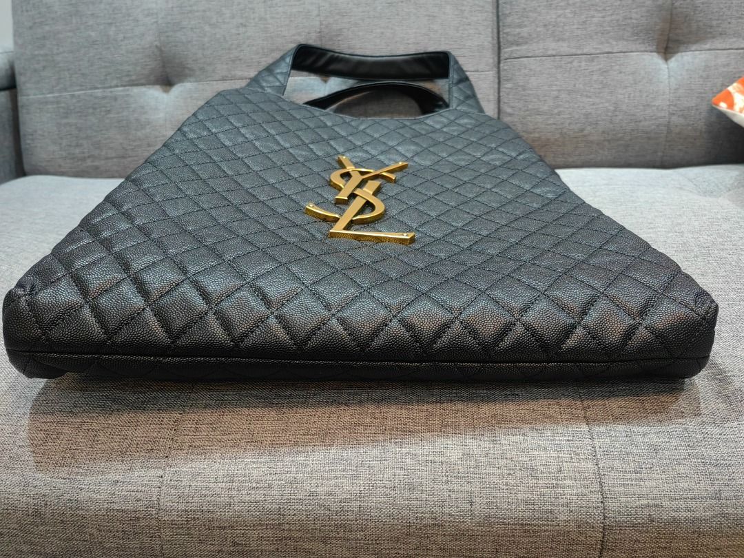 Japan Preloved Icare tote bag (Category: Luxury Bags & Wallets) located in Cebu City. Submitted by erlacoleccion (Listing ID 1376191210, Image 3). Description: caviar type leather Japan Surplus Coded.