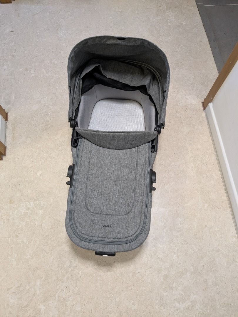 Joolz Aer+ bassinet (Category: Strollers) located in Singapore. Submitted by almexia (Listing ID 1376118141, Image 3). Description: Bassinet in a great condition. Compatible with Joolz Aer and Joolz Aer+. Pickup at Dakota .