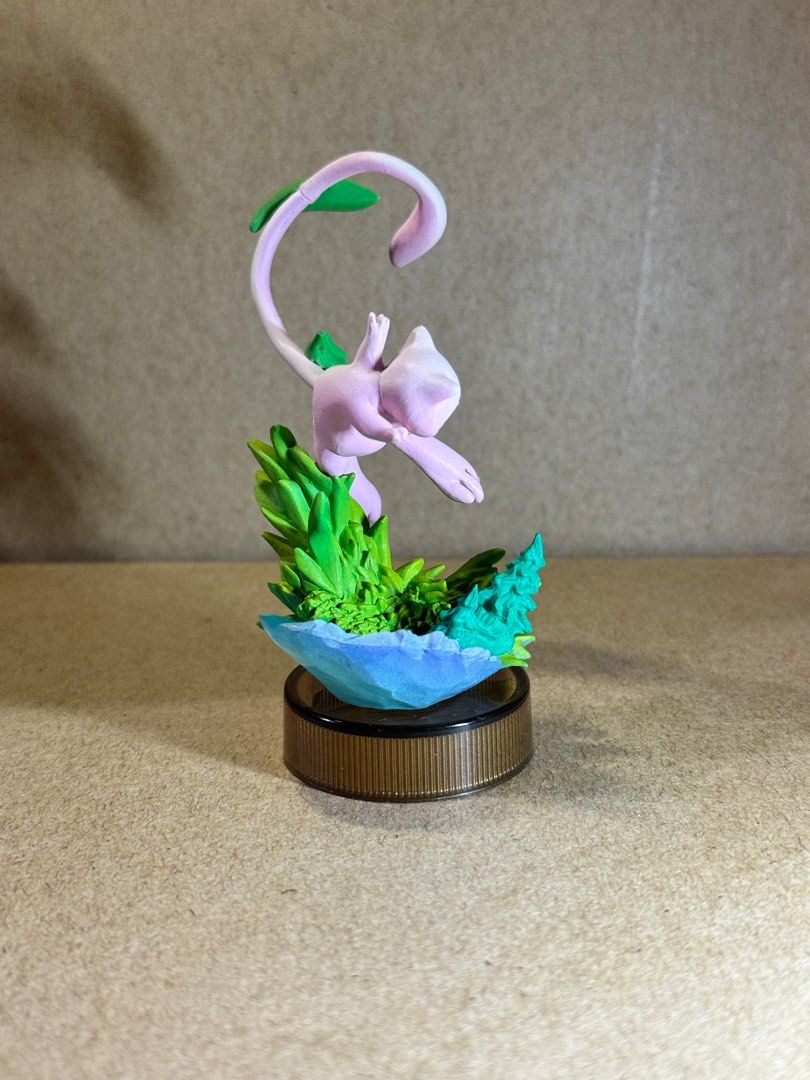 Kaiyodo Mew Pokemon bottle cap figure (Category: Figurines & Statues) located in Bacarra. Submitted by retrovival (Listing ID 1376100014, Image 3). Description: display figure only- no issues.