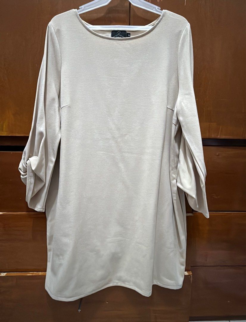 LABEL Casual Dress Beige Plus Size 6 (Category: Dresses) located in Manila. Submitted by carriesel (Listing ID 1376170754, Image 1). Description: Bubble sleeved dress Brand is LABEL Manila (Costs around 3k) Size on Tag is 6 (US 16/18 and UK 20-22) RFS - decluttering MOP - GCash or BPI MOD - Pick-up at Makati or Paranaque or Grab/Lalamove (Buyer to book and ship).