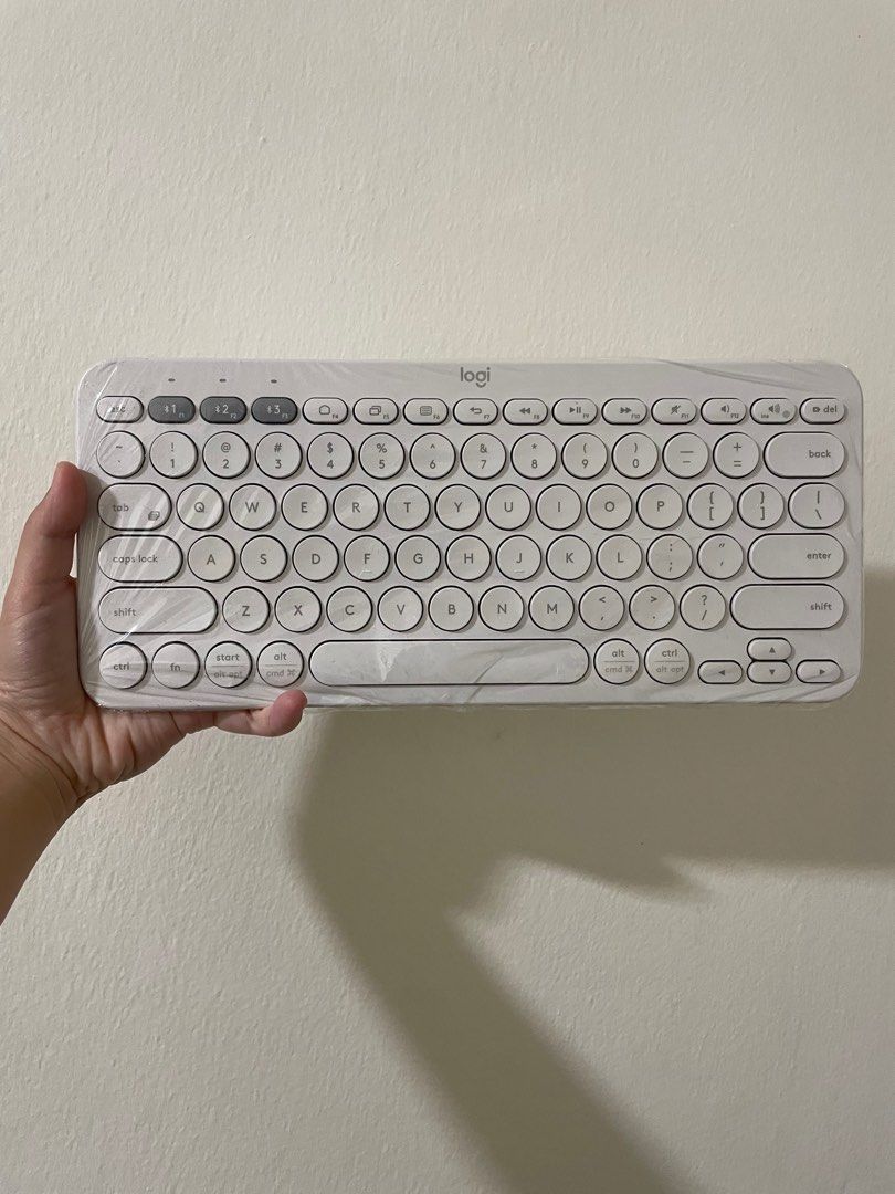 Logitech K380 Bluetooth Keyboard WHITE62863059198209111