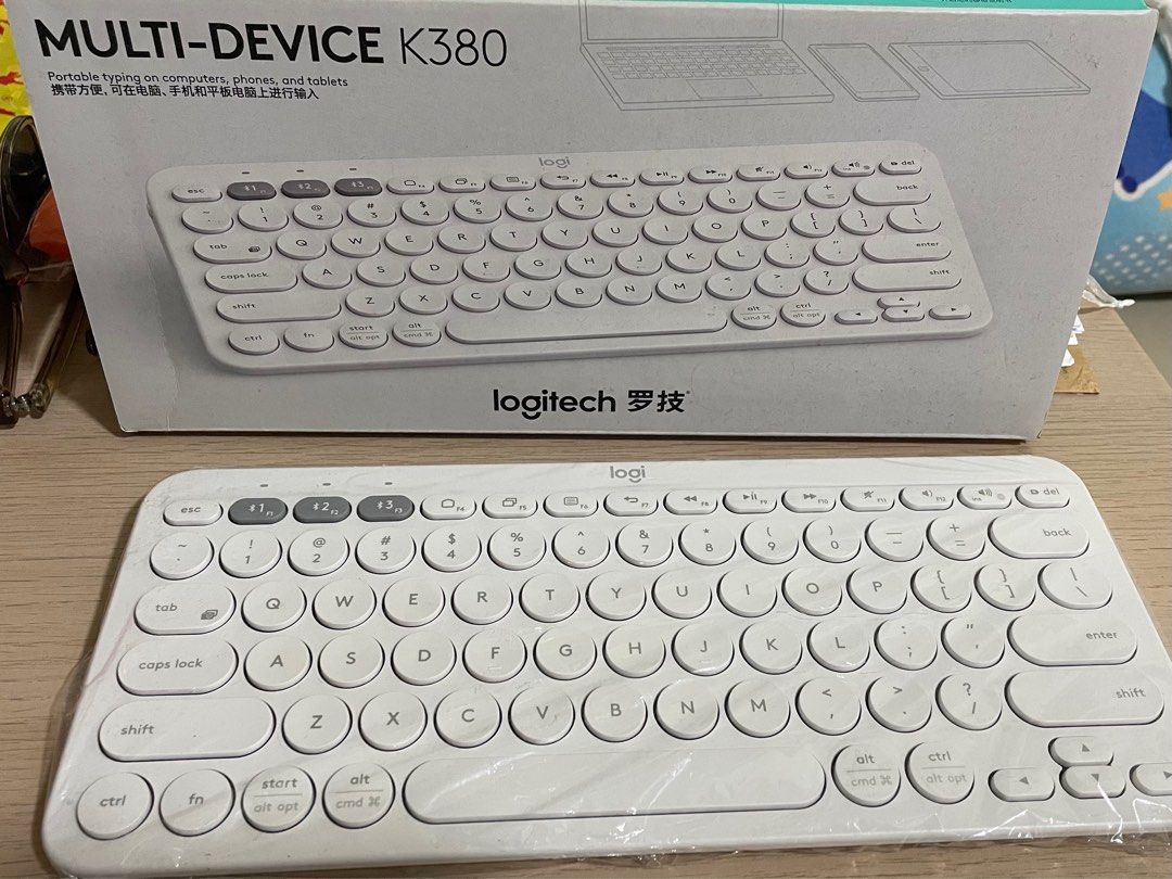 Logitech K380 Bluetooth Keyboard WHITE62863059198209112