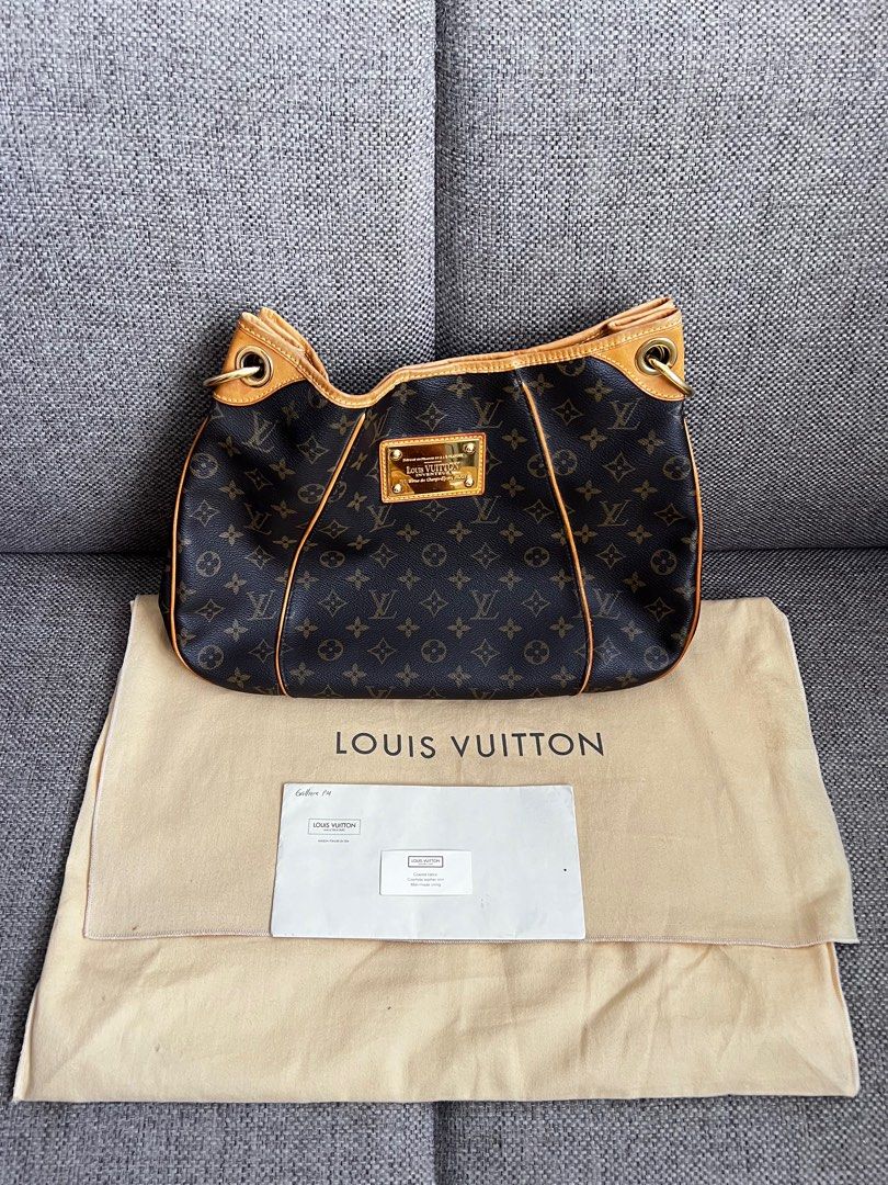 Louis Vuitton Galliera PM (Category: Luxury Bags & Wallets) located in Quezon City. Submitted by thethriftedit_ (Listing ID 1376131119, Image 1). Description: 🤝 P35,000 ♻️ Good condition 📦 RFS: Just kept in storage 📍 Available for pickup at: Cainta.