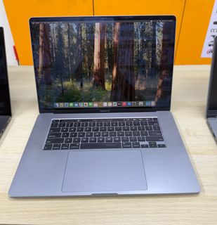 (Category: ) located in . Submitted by laptopfactory.sg (Listing ID 1376053371, Image 1). Description: .