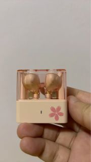 (Category: ) located in . Submitted by ishimaru (Listing ID 1376169325, Image 1). Description: .