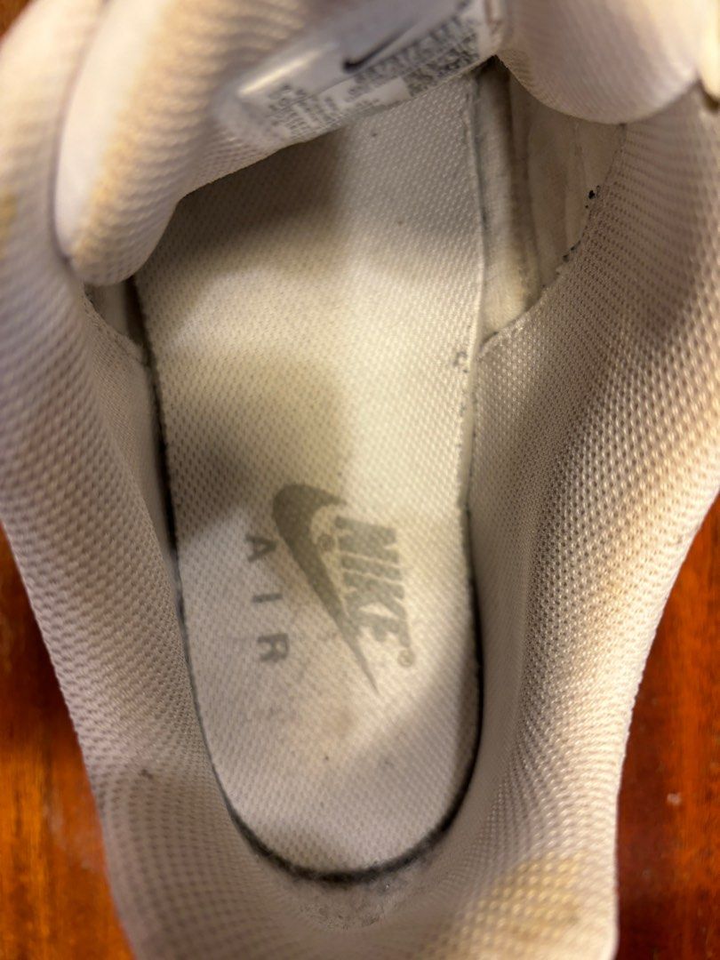 Nike Air Max (Category: Sneakers) located in Paranaque City. Submitted by loopystrunk (Listing ID 1376024083, Image 2). Description: Nike Air Max / Used Once in Japan / US 10.5 Men.
