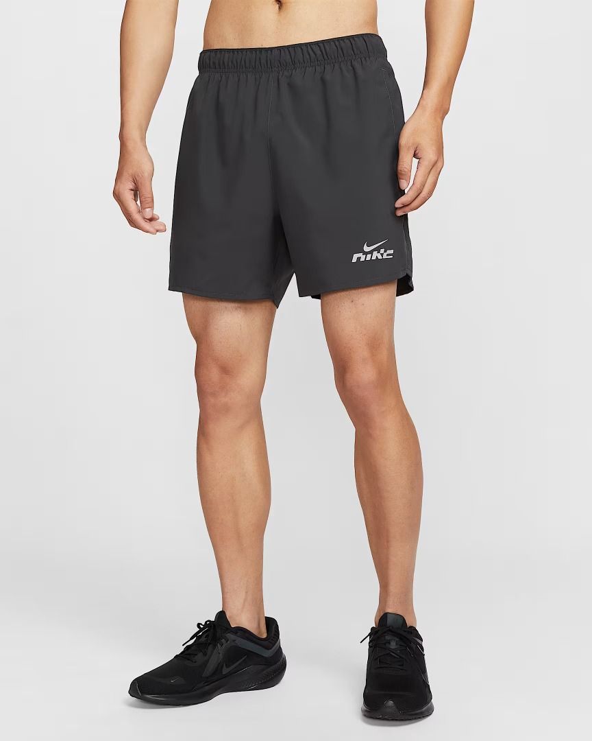 Nike Challenger Flash Brief-Lined Running Shorts (Category: Activewear) located in Makati City. Submitted by pulsepop.ph (Listing ID 1376059598, Image 1). Description: First photo is from official website for reference only. Actual item in second/third photo. Sizes: S-XXL Nike Challenger Flash Dri-FIT men's quick-drying shorts (with underpants) are designed for running and are a good choice for training. Wet-conducting speed dry fabric, smooth an