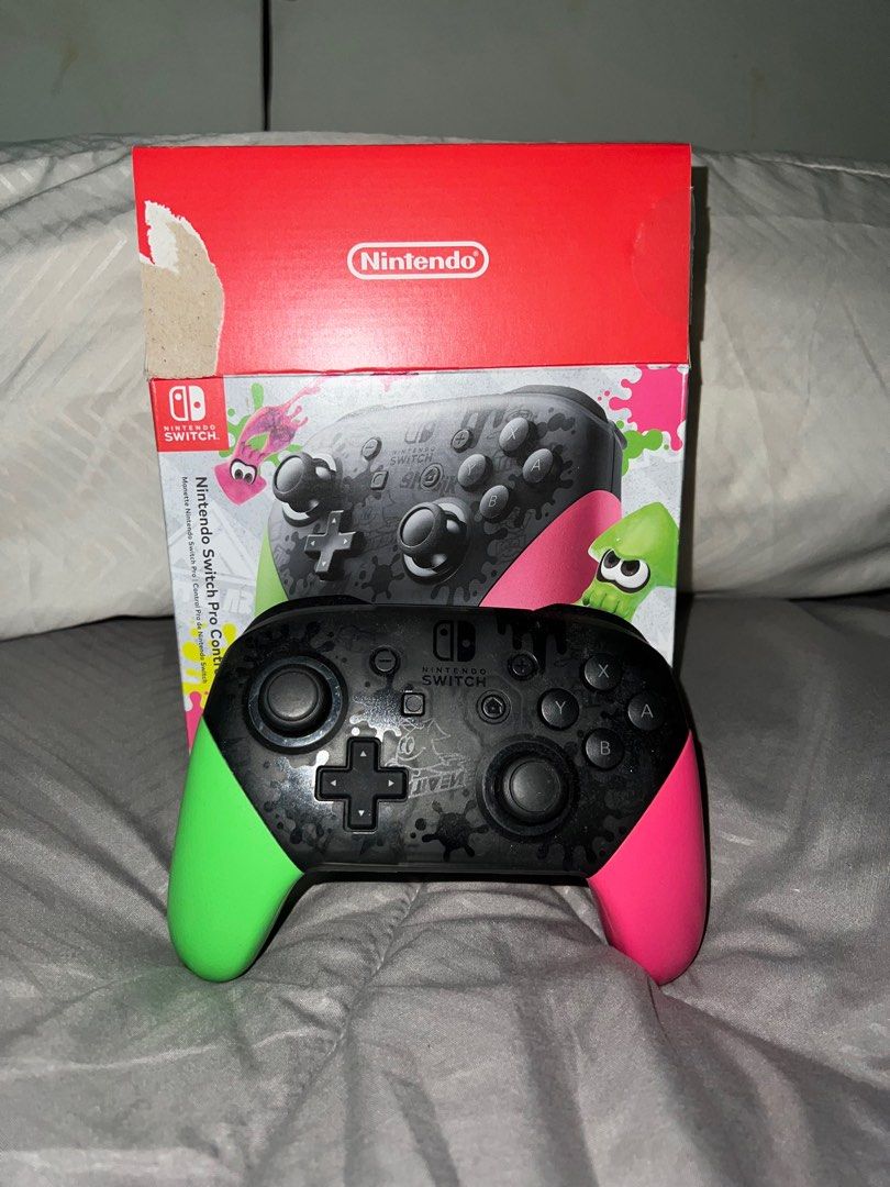 Nintendo Switch Splatoon Edition Pro Controller, Video Gaming, Gaming ...