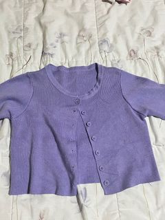 (Category: ) located in . Submitted by pr3l0vedclothes (Listing ID 1376136932, Image 1). Description: .