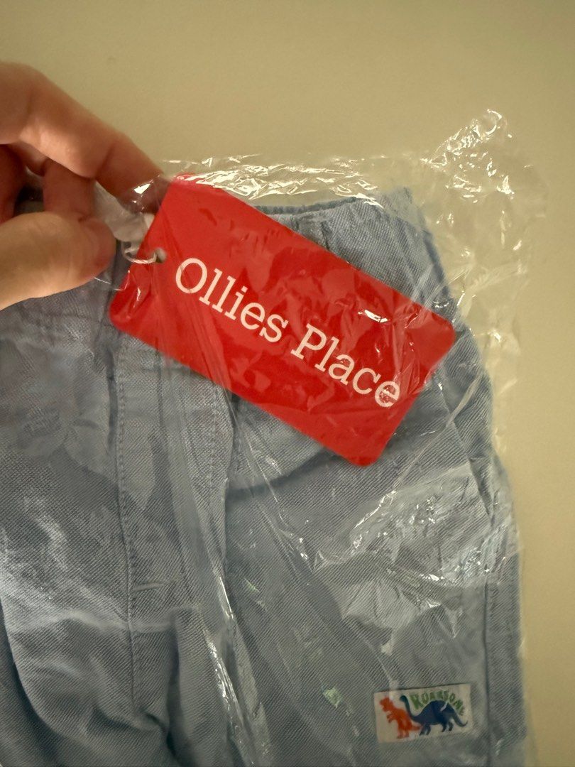 Ollies Place Short Size 1 (Category: Babies & Kids Fashion) located in Singapore. Submitted by galls125 (Listing ID 1376117665, Image 2). Description: Can be posted for additional 2,50$.