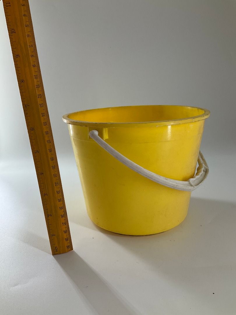pail plastic basket tub (Category: Storage Boxes & Baskets) located in San Juan City. Submitted by transloucent12 (Listing ID 1376185787, Image 2). Description: .