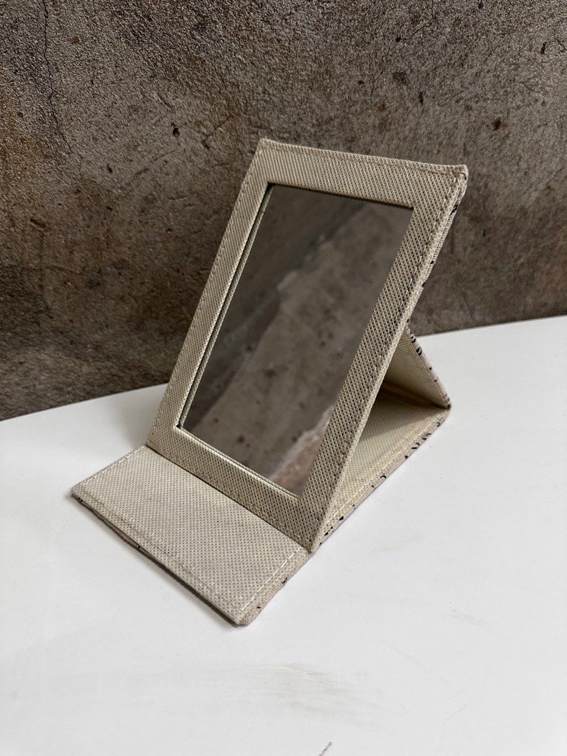 Paris print handy foldable mirror (Category: Mirrors) located in Davao. Submitted by favoritepreloved (Listing ID 1376122651, Image 1). Description: ❤️6.5 x 4.25 inches ❤️canvas casing.
