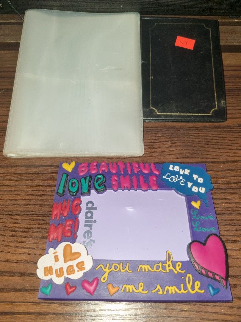 Photo Albums and Frame set (Category: Other Photography Accessories) located in Paombong. Submitted by sweetdeals0181656 (Listing ID 1376168871, Image 1). Description: Photo Frame back portion with flaw as shiwn in the picture.