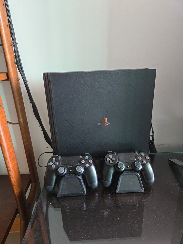 PlayStation 4 Pro628630856654101114