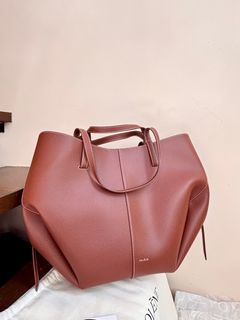 (Category: ) located in . Submitted by shopwithfrance (Listing ID 1376134172, Image 1). Description: .