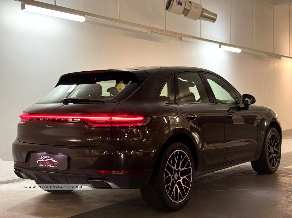 Porsche Macan  2.0A Auto62872685163138114